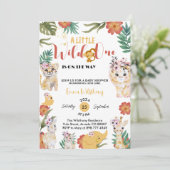 小さな野生のサファリ風の赤ちゃんシャワー 招待状 (スタンド正面)