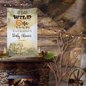 小さな野生の人が森の赤ん坊のシャワーを浴びる 横断幕