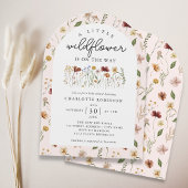 小さな野花女の子の赤ちゃんシャワーBohoアーチ 招待状