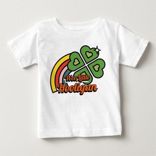 小さな野郎聖パトリックの日のクローバー ベビーTシャツ (正面)
