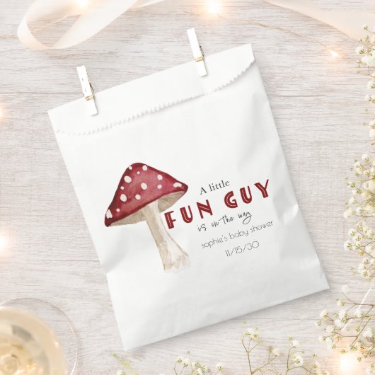 小さな銃の男の赤いキノコ男の子の赤いシャワー フェイバーバッグ (クリップ留めされた状態)