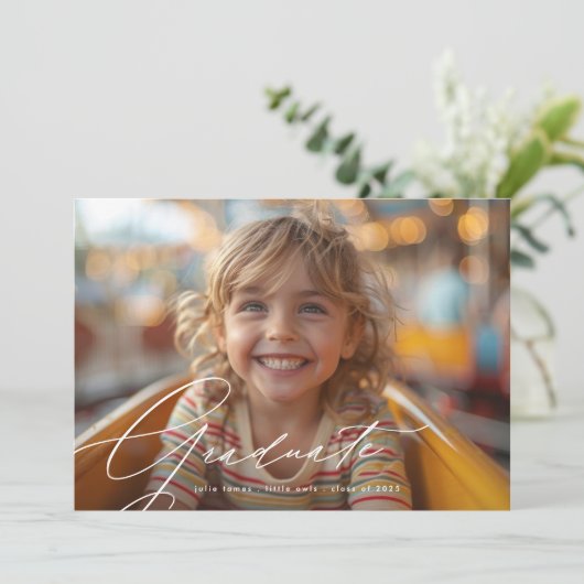 小さな院生の幼稚園写真卒業 案内状 (スタンド正面)