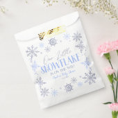 小さな雪の結晶の冬の青い赤ちゃんシャワー フェイバーバッグ (封をした状態)