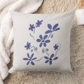 小さな青のロマンチックな花 クッション (ブランケット)