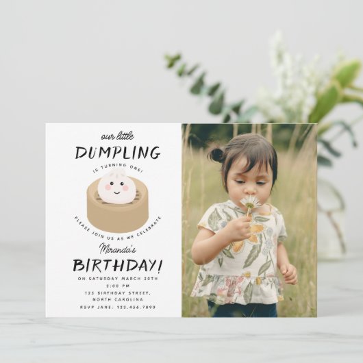 小さな餃子の男の子の女の子写真の誕生日パーティー 招待状 (スタンド正面)