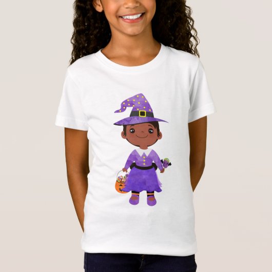 小さな魔女をトリックまたは治療する Tシャツ (正面)