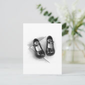 小さな黒い靴:鉛筆画:リアリズム ポストカード (スタンド正面)