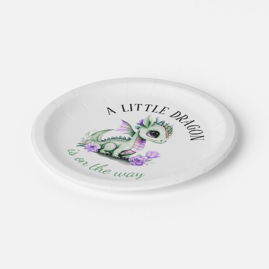 小さな龍が赤ちゃんのシャワーを途中にある ペーパープレート (アングル)