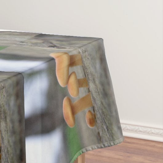 小さなToadstoolsマクロのテーブルクロス テーブルクロス (インサイチュ)