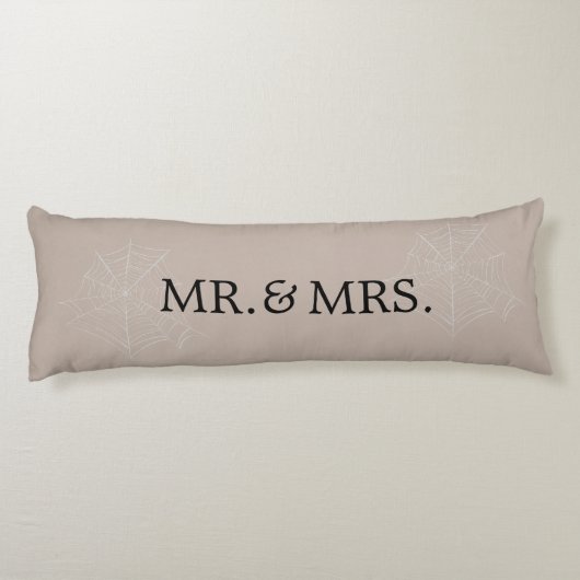 小不気味夫婦 ボディピロー (裏面)