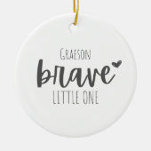 小児がん。勇敢。カスタムオーナメント セラミックオーナメント (正面)
