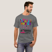 小児ナース進行中の将来のナースギフトRN C Tシャツ (正面フル)