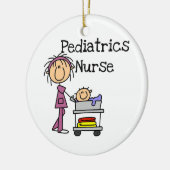 小児科のナースのTシャツおよびギフト セラミックオーナメント (左)