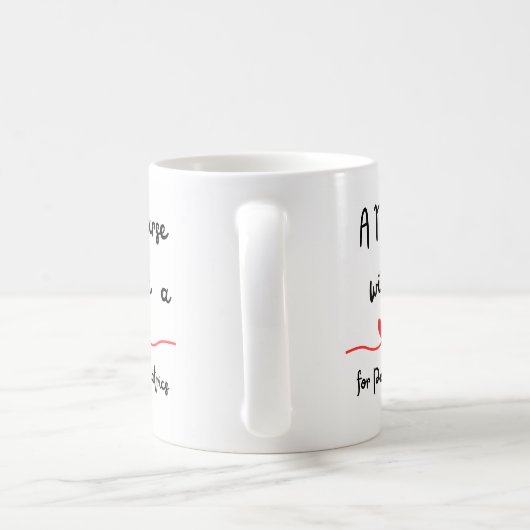 小児科マグ用のハートを持つナース コーヒーマグカップ (ハンドル)