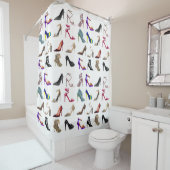 小剣のハイヒールのコラージュ シャワーカーテン (インサイチュ)