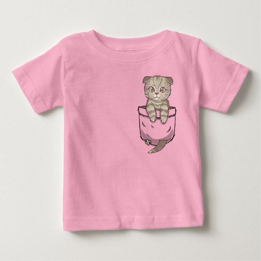小型のかわいいスコットランド人の折目猫の子ネコ ベビーTシャツ (正面)