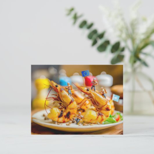 小型の職人が焼きエビを用意する シーズンポストカード (スタンド正面)