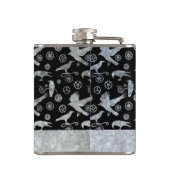 小型スチームパンクシルバー亜鉛ギアとカラスカスタム フラスク (裏面)