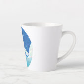 小型北極キツネ（フクレンソウ）イラストレーション カフェラテマグ (右)