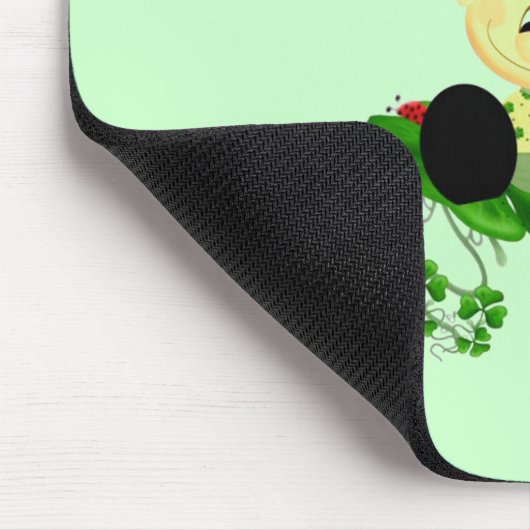 小妖精のアイルランドのかわいこちゃんのTシャツおよびギフト マウスパッド (コーナー)