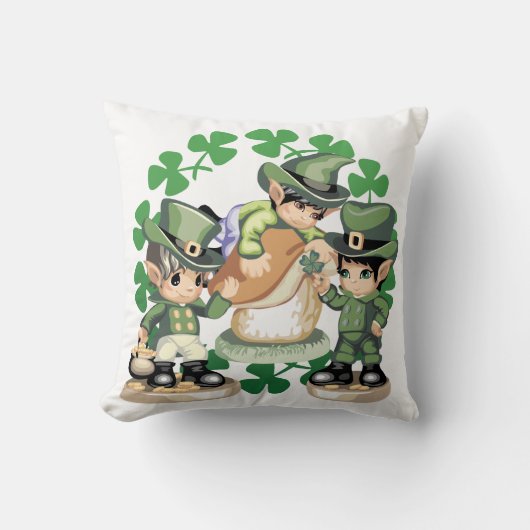 小妖精のトリオ クッション (正面)