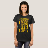小学校レベルの完了 Tシャツ (正面フル)