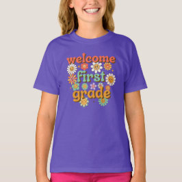 小学校1年生の初めての学校生活をお祝いしよう Tシャツ