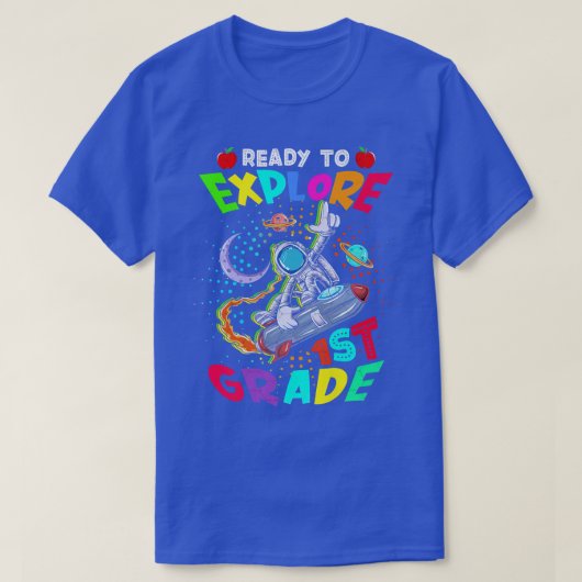 小学1年生かわいい宇宙飛行士の少年を探索する準備ができている子供たち Tシャツ (デザイン正面)