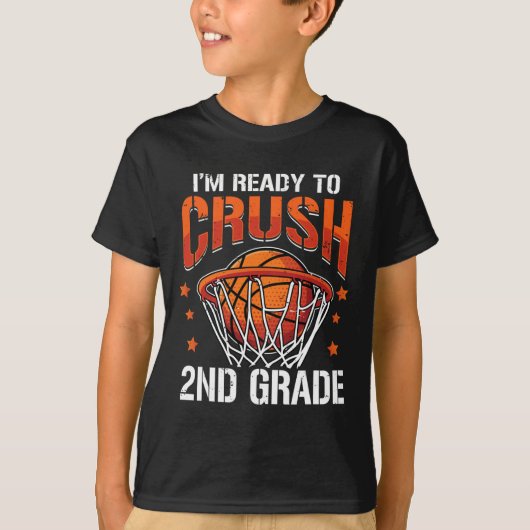 小学2年生のバイスケットビックを学校の少年に押し付ける Tシャツ (正面)