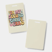 小学2年生の時代に戻ってきたわ 2年生の先生 バッジ (Front & Back)