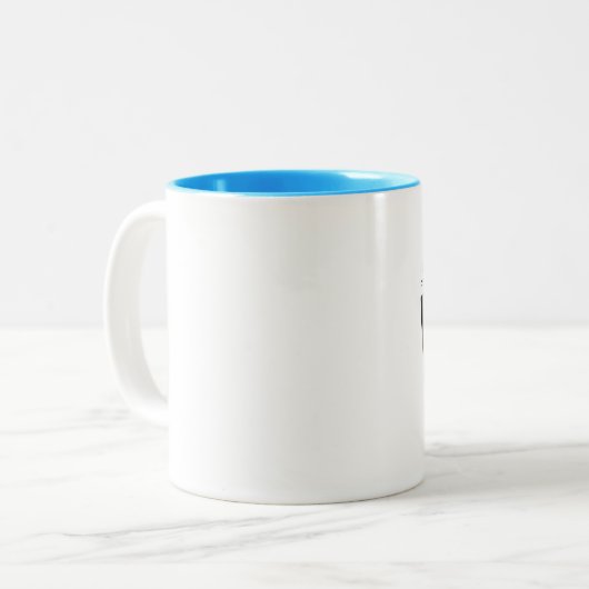 小指はティーカップのマグを持ち上げます ツートーンマグカップ (正面左)