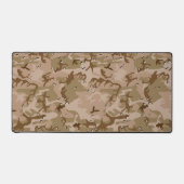 小石、軍隊、陸軍と砂漠カモフラージュ デスクマット (正面)