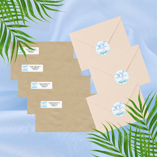 小羊が青気球で高く舞う ラウンドシール