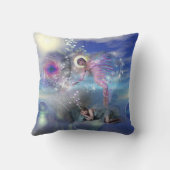 小説は並列の現実の入り口になることができる クッション (裏面)