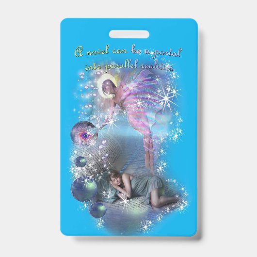 小説は並列の現実の入り口になることができる バッジ (正面)