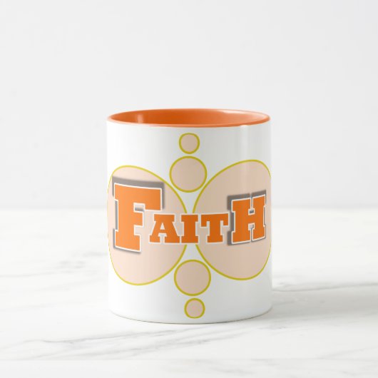 少しずつあるいは多く マグカップ (中央)