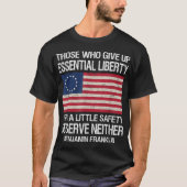 少し与えの間本質的な自由を上げる人々 Tシャツ (正面)