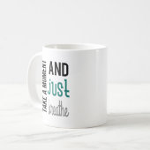 少し時間を取ってマグを吸う コーヒーマグカップ (正面左)