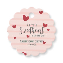 少し甘いバレンタインハートの赤ちゃんシャワー