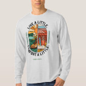 少し生きろ、心地よい少モダンしスタイリッシュ、 Tシャツ (正面)