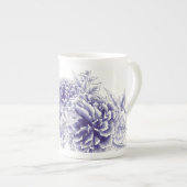 "少し興味"の青い鳥およびシャクヤク ボーンチャイナマグカップ (正面右)