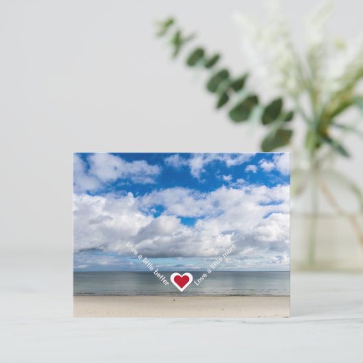 少し良い/より多くのハート回復のスローガンを愛する ポストカード (スタンド正面)