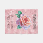 少し花のピンクのバラSt.テレーズ フリースブランケット (正面(横))