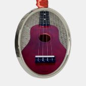 少し赤いUke メタルオーナメント (右)