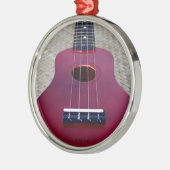 少し赤いUke メタルオーナメント (左)