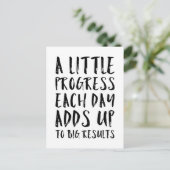 少し進歩したやる気を起こさせる引用文 ポストカード (スタンド正面)