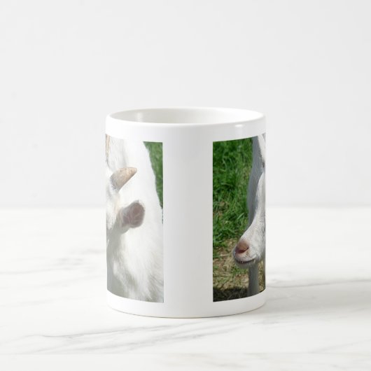 少し陰影を取って コーヒーマグカップ (中央)