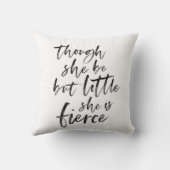 少ないながらも激しいWilliam Shakespeareのブラシスクリプト クッション (裏面)