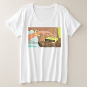 少女が目覚まし時計のスヌーズボタンを押す手 プラスサイズTシャツ