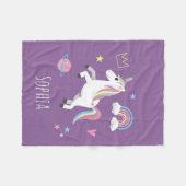 少女たちがかわいい魔法の紫の一角獣と子どもの名前を教える フリースブランケット (正面(横))